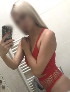 sarisin-rus-adana-escort-bayan